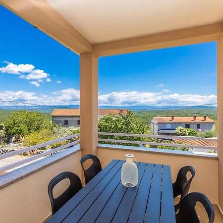 Apartment Laurus Salatić Dış mekan fotoğraf