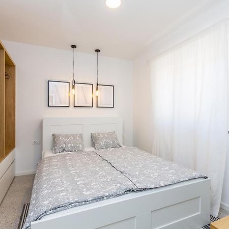 Apartment Laurus Salatić Dış mekan fotoğraf