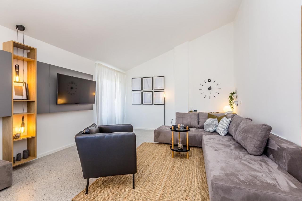 Apartment Laurus Salatić Dış mekan fotoğraf