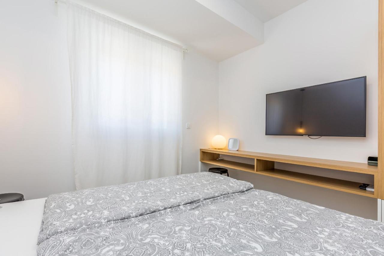 Apartment Laurus Salatić Dış mekan fotoğraf