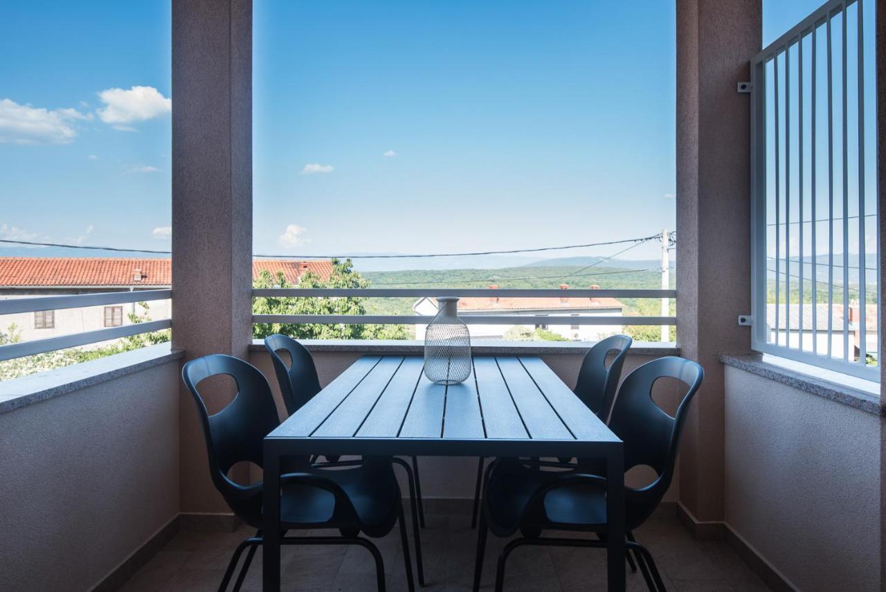 Apartment Laurus Salatić Dış mekan fotoğraf
